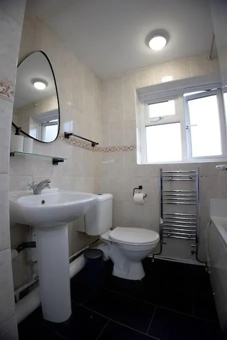 2 Bed Flat With Easy Access To Excel, Central London, City Airport, O2 Appartement