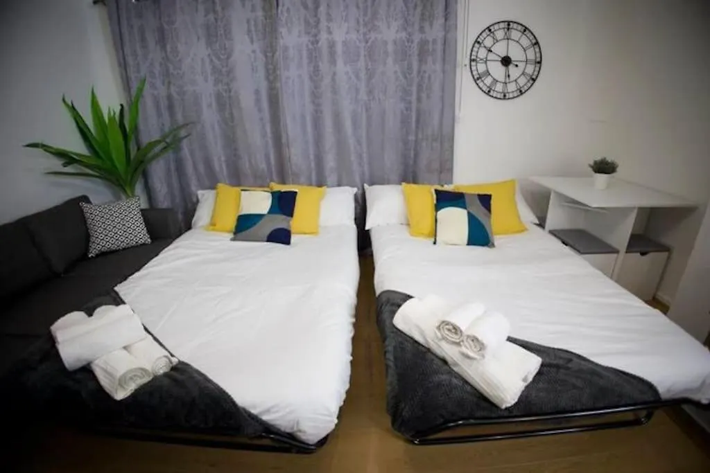 2 Bed Flat With Easy Access To Excel, Central London, City Airport, O2 Appartement